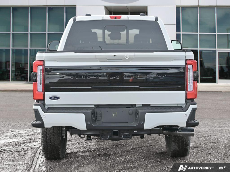 NEW 2026 Ford F-350 Super Duty Platinum - Star White Tri-coat Metallic Exterior / BLACK ONYX/BLUE LEATHER Interior - $122,828 - Stock #E60392 - VIN 1FT8W3BT6TED89079 - Photo 5