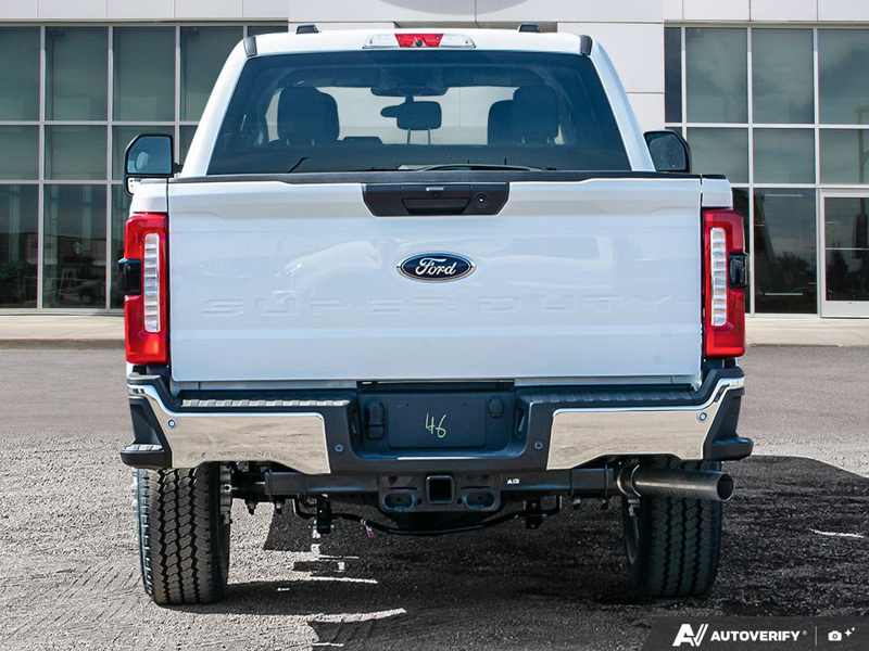 NEW 2026 Ford F-350 Super Duty XLT - Oxford White Exterior / MEDIUM DARK SLATE CLOTH Interior - $80,062 - Stock #E60419 - VIN 1FT8W3BN1TED90464 - Photo 5
