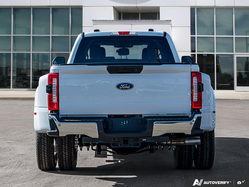 NEW 2026 Ford F-350 Super Duty XLT DRW - Oxford White Exterior / MEDIUM DARK SLATE CLOTH Interior - $94,819 - Stock #E60466 - VIN 1FT8W3DT3TEE00083 - Photo 5