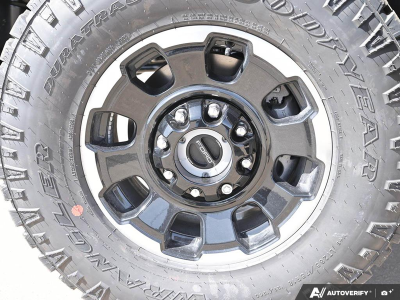 NEW 2026 Ford F-350 Super Duty King Ranch Tremor - Star White/marsh Grey Accent Exterior / JAVA LEATHER Interior - $122,788 - Stock #E60144 - VIN 1FT8W3BM6TED08221 - Photo 6