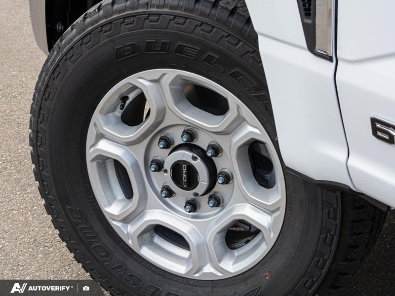 NEW 2026 Ford F-350 Super Duty XLT - Oxford White Exterior / MEDIUM DARK SLATE CLOTH Interior - $98,529 - Stock #D60649 - VIN 1FT8W3BT8TEF02370 - Photo 6