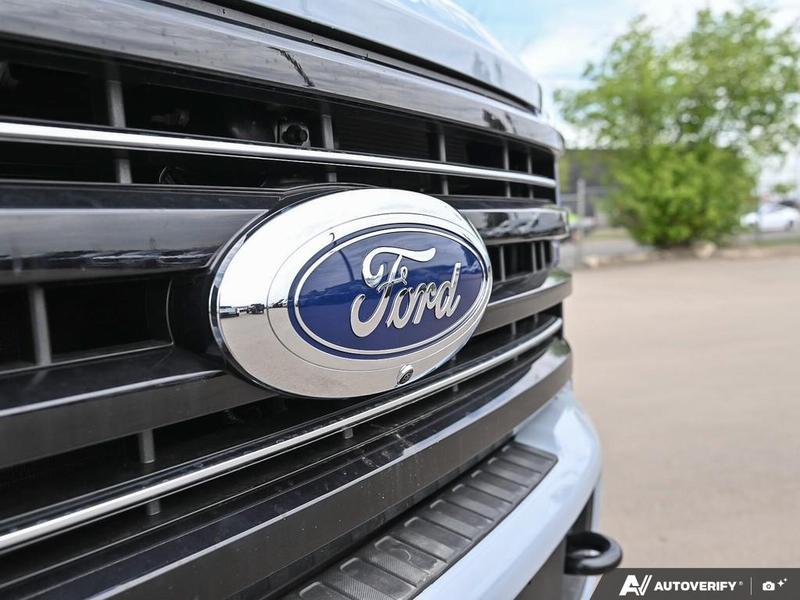NEW 2026 Ford F-350 Super Duty Platinum - Glacier Gray Exterior / BLACK ONYX/BLUE LEATHER Interior - $137,253 - Stock #E60442 - VIN 1FT8W3BM1TED99091 - Photo 9