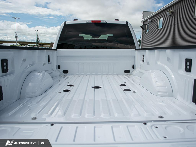 NEW 2026 Ford F-450 Super Duty XLT - Oxford White Exterior / MEDIUM DARK SLATE CLOTH Interior - $99,234 - Stock #D60628 - VIN 1FT8W4DT1TEF05128 - Photo 11