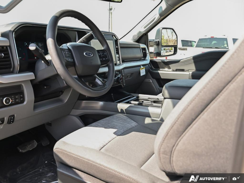 NEW 2026 Ford F-450 Super Duty XLT - Oxford White Exterior / MEDIUM DARK SLATE CLOTH Interior - $116,768 - Stock #E60859 - VIN 1FT8W4DM5TEE97222 - Photo 13