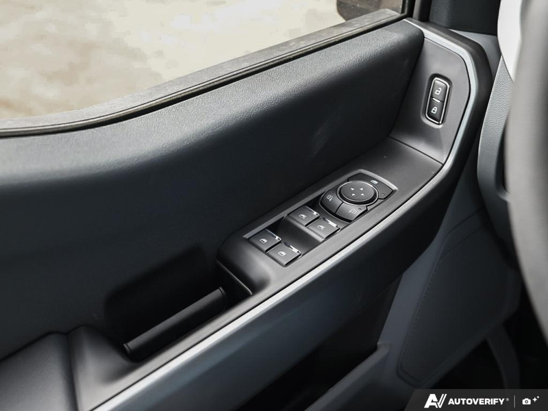 NEW 2026 Ford F-450 Super Duty XLT - Oxford White Exterior / MEDIUM DARK SLATE CLOTH Interior - $106,099 - Stock #E60874 - VIN 1FT8W4DTXTEE98745 - Photo 17