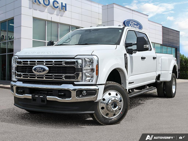 NEW 2026 Ford F-450 Super Duty XLT - Oxford White Exterior / MEDIUM DARK SLATE CLOTH Interior - $106,099 - Stock #E60874 - VIN 1FT8W4DTXTEE98745 - Photo 1