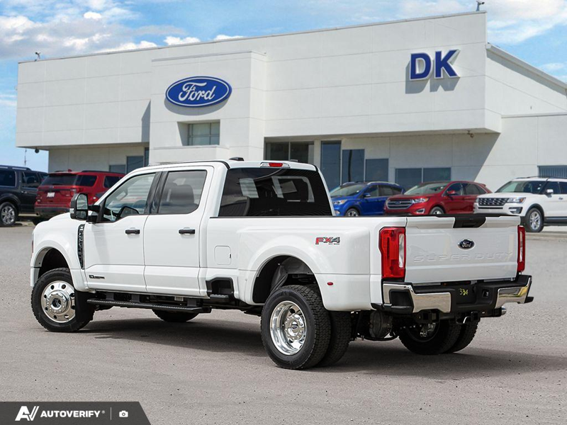 NEW 2026 Ford F-450 Super Duty XLT - Oxford White Exterior / MEDIUM DARK SLATE CLOTH Interior - $99,234 - Stock #D60628 - VIN 1FT8W4DT1TEF05128 - Photo 4