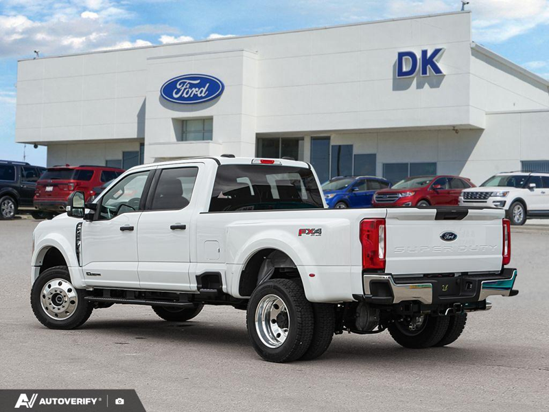 NEW 2026 Ford F-450 Super Duty XLT - Oxford White Exterior / MEDIUM DARK SLATE CLOTH Interior - $104,464 - Stock #D60629 - VIN 1FT8W4DT0TEF05430 - Photo 4