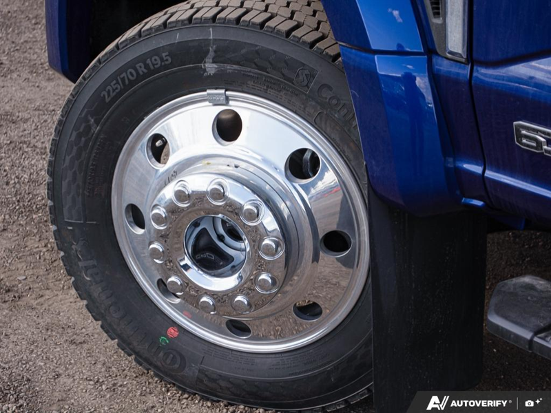 NEW 2026 Ford F-450 Super Duty XLT - Argon Blue Metallic Exterior / MEDIUM DARK SLATE CLOTH Interior - $92,864 - Stock #E60123 - VIN 1FT8W4DT4TED23679 - Photo 6