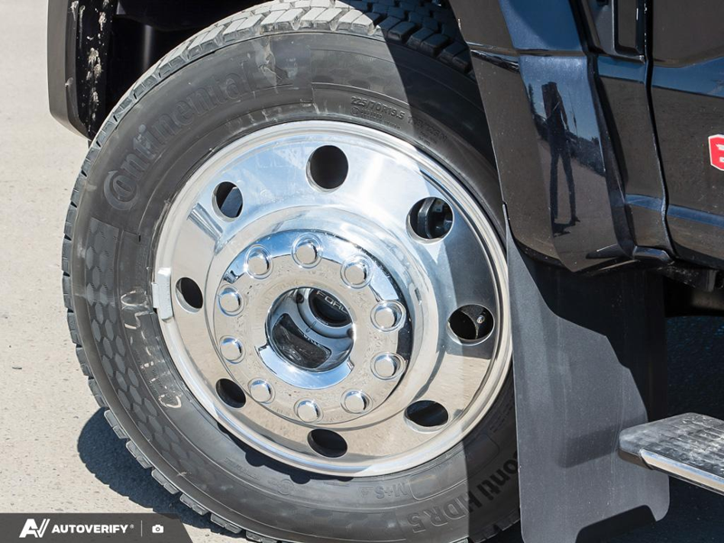 NEW 2026 Ford F-450 Super Duty Platinum - Agate Black Exterior / BLACK ONYX/BLUE LEATHER Interior - $136,759 - Stock #D60295 - VIN 1FT8W4DM2TED83646 - Photo 6