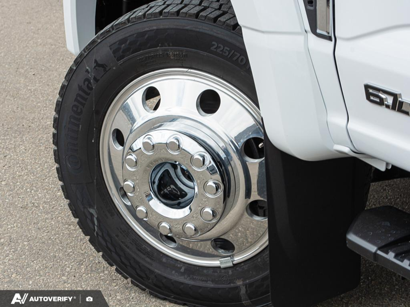 NEW 2026 Ford F-450 Super Duty XLT - Oxford White Exterior / MEDIUM DARK SLATE CLOTH Interior - $99,234 - Stock #D60628 - VIN 1FT8W4DT1TEF05128 - Photo 6