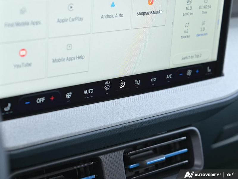 NEW 2026 Ford Maverick XLT - Azure Grey Metallic Tri-coat Exterior / NAVY PIER Interior - $45,872 - Stock #E60612 - VIN 3FTTW8J38TRA80929 - Photo 20
