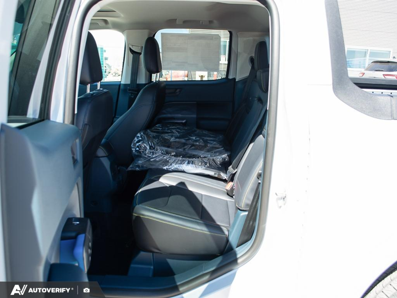 NEW 2026 Ford Maverick Lobo High - Space White Metallic Exterior / BLACK ONYX Interior - $48,852 - Stock #D60438 - VIN 3FTCW8PA1TRA69065 - Photo 25