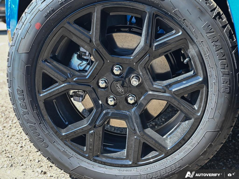 NEW 2026 Ford Maverick Lariat - Velocity Blue Metallic Exterior / BLACK ONYX, ACTIVEX TRIMMED HEATED FRONT BUCKET SEATS Interior - $53,444 - Stock #E60973 - VIN 3FTTW8SA2TRB27708 - Photo 6