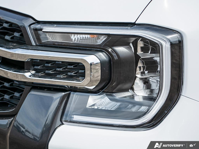 NEW 2026 Ford Ranger LARIAT - Oxford White Exterior / EBONY ACTIVEX TRIMMED Interior - $57,145 - Stock #E60531 - VIN 1FTER4KH5TLE13718 - Photo 10