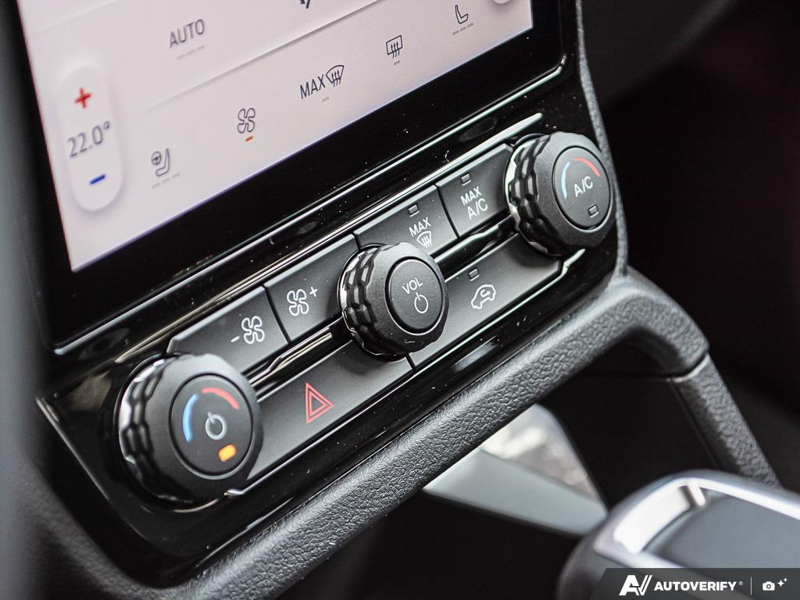 NEW 2026 Ford Ranger LARIAT - Oxford White Exterior / EBONY ACTIVEX TRIMMED Interior - $57,145 - Stock #E60531 - VIN 1FTER4KH5TLE13718 - Photo 21