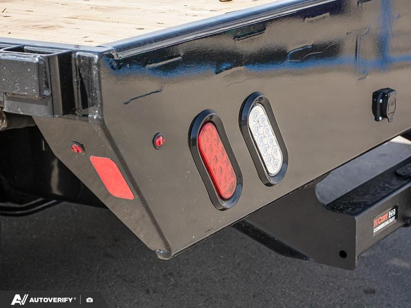 NEW 2026 Ford Super Duty F-550 DRW XLT - Oxford White Exterior / MEDIUM DARK SLATE CLOTH Interior - $122,424 - Stock #D60564 - VIN 1FD0W5HT2TEE30724 - Photo 12
