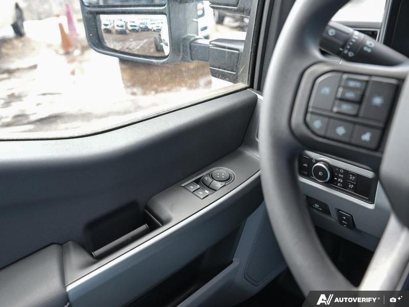 NEW 2026 Ford Super Duty F-550 DRW XLT - Oxford White Exterior / MEDIUM DARK SLATE CLOTH Interior - $100,594 - Stock #E60293 - VIN 1FDUF5HT7TED93364 - Photo 18