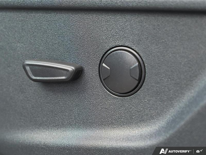 NEW 2026 Ford Super Duty F-550 DRW XLT - Oxford White Exterior / MEDIUM DARK SLATE CLOTH Interior - $100,594 - Stock #E60293 - VIN 1FDUF5HT7TED93364 - Photo 26