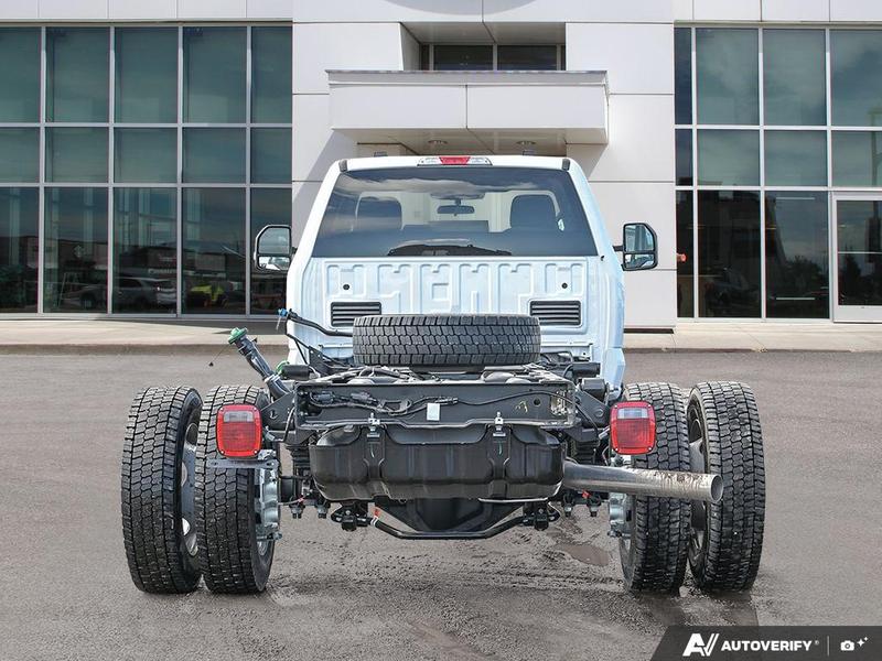 NEW 2026 Ford Super Duty F-550 DRW XLT - Oxford White Exterior / MEDIUM DARK SLATE CLOTH Interior - $100,594 - Stock #E60293 - VIN 1FDUF5HT7TED93364 - Photo 5