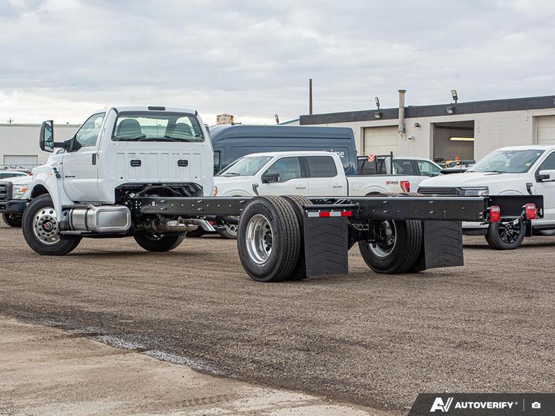 NEW 2026 Ford Super Duty F-750 REGULAR CAB DOCK HGT - Oxford White Exterior / STEEL GRAY CLOTH Interior - $123,523 - Stock #E60036 - VIN 1FDPF7DX6TDF04946 - Photo 4