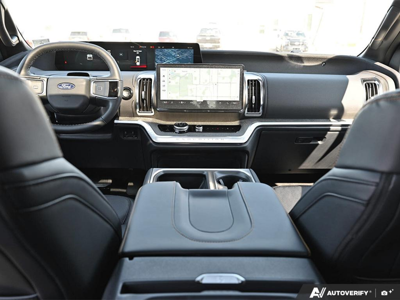 NEW 2027 Ford Expedition Tremor - Marsh Grey Exterior / BLACK ONYX/ELECTRIC SPICE, LEATHER-TRIMMED HEATED & VENTILATED F Interior - $115,344 - Stock #E70010 - VIN 1FMJU1RG7VEA00811 - Photo 25